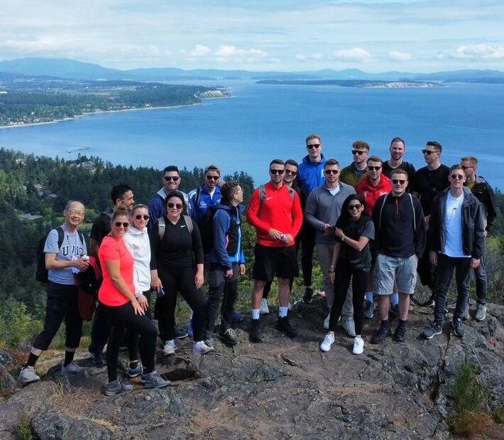 Gruppenfoto Studierende beim Auslandsaufenthalt in Kanada