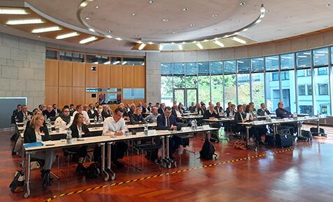 HFM Symposium Bankenaufsicht Aula
