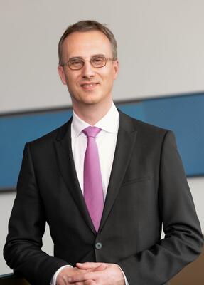 Prof. Dr. Bernd Heitzer