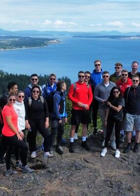 Gruppenfoto Studierende beim Auslandsaufenthalt in Kanada