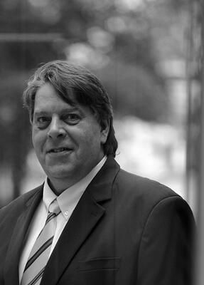 Nachruf auf ehemaligen Kollegen Prof. Dr. Georg Schmidt