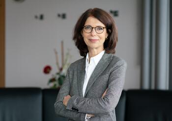 Dozent Prof. Dr. Anne Böhm-Dries