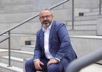 Portrait Denis Bagbasi