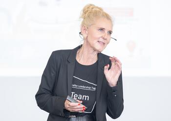 HFM_Dozent_Heike Bruch