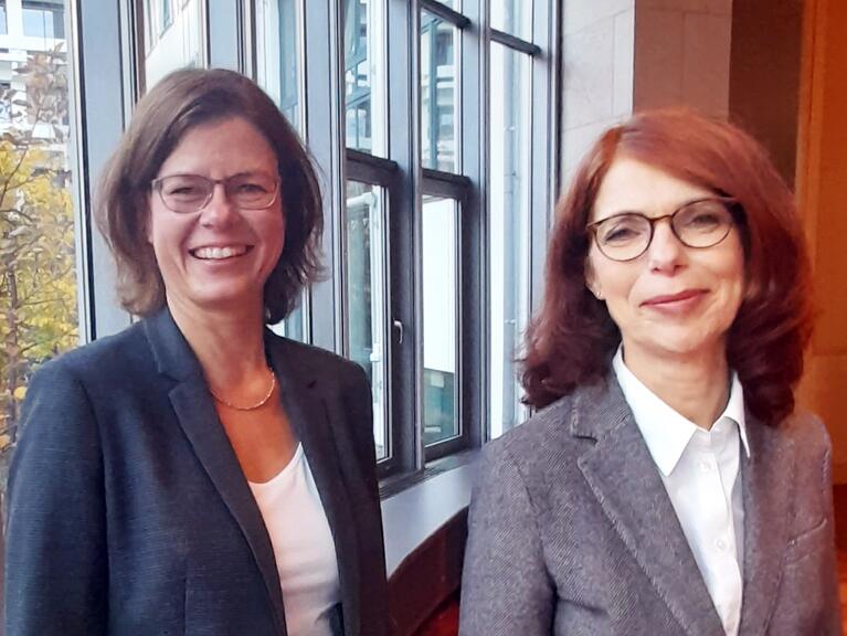 Frau Prof. Dr. Anja Schulz und Frau Prof. Dr. Anne Böhm Dries